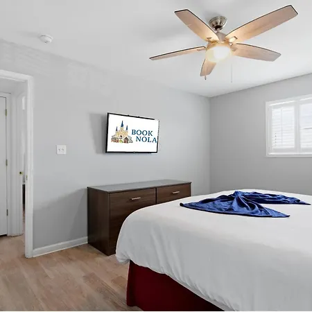 Frenchmen St 2br Hideaway W Pool & Hot Tub Aparthotel