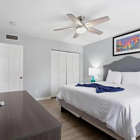 Aparthotel Frenchmen St 2br Hideaway W Pool & Hot Tub