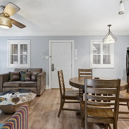 Refined 2br Escape On Frenchmen Street W Pool 3* New Orleans
