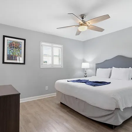 Frenchmen 2br Escape W Free Parking & Hot Tub