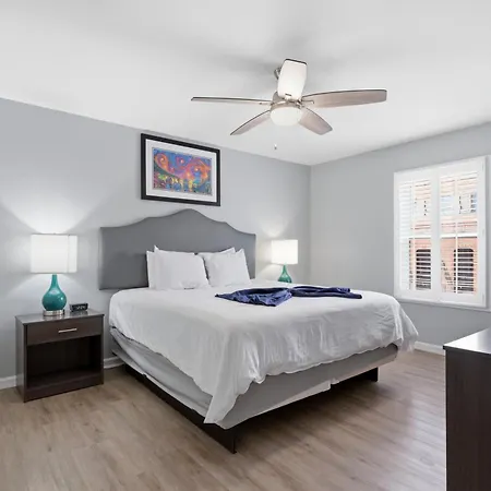Aparthotel Frenchmen St 2br Hideaway W Pool & Hot Tub New Orleans