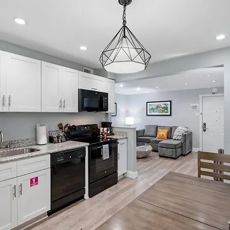 Aparthotel Elegant 1br W Pool & Hot Tub On Frenchmen St