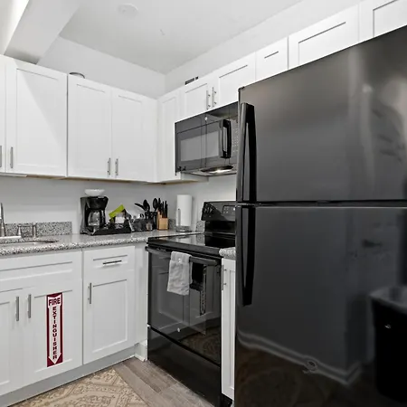 Refined 2br Escape On Frenchmen Street W Pool
