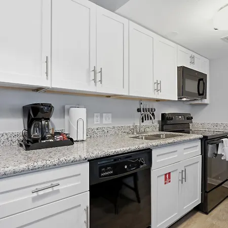 Frenchmen 1br Retreat W Pool & Hot Tub Access New Orleans