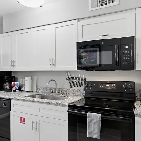Frenchmen 2br Retreat W Pool & Hot Tub Access New Orleans