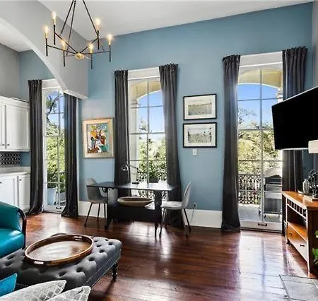 1850s Gem Apartment