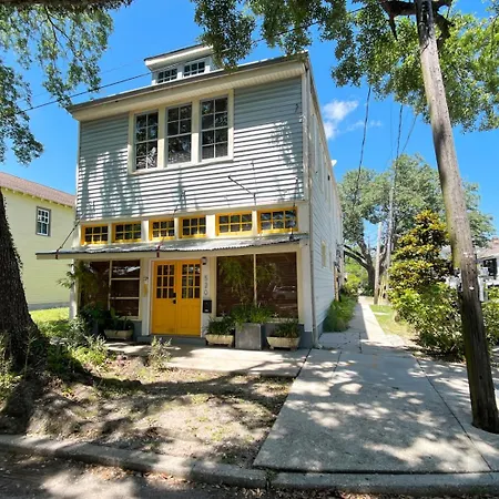 Ferry Access Duplex - 2Br Near French Quarter New Orleans
