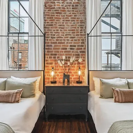 Chic Renovated Fq-casino Apartment New Orleans