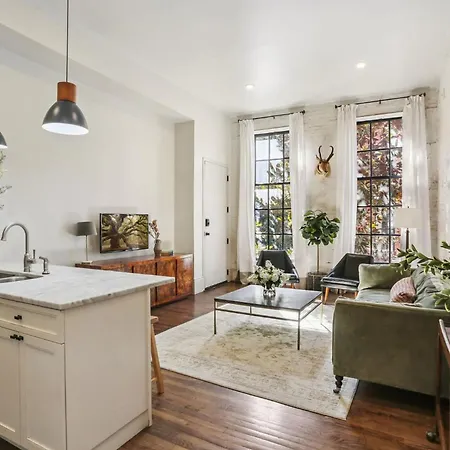 Space & Luxury In Cbd Steps To Fq