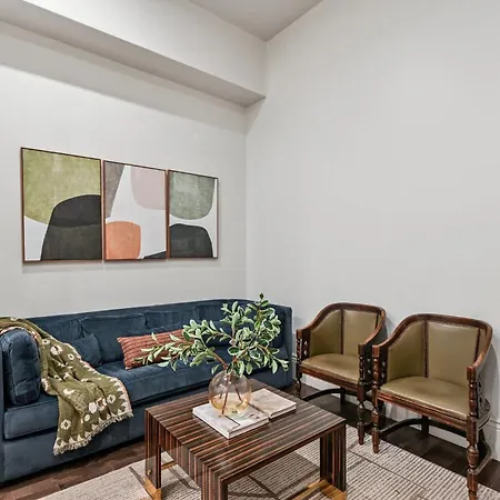 Downtown 6 Combo 12br 12ba Apartment