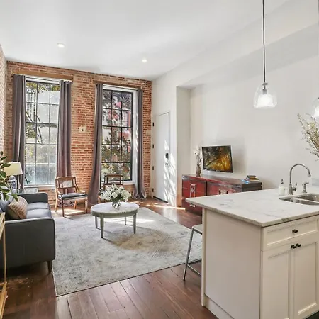 Retro Renovated Cbd Place Near Fq New Orleans