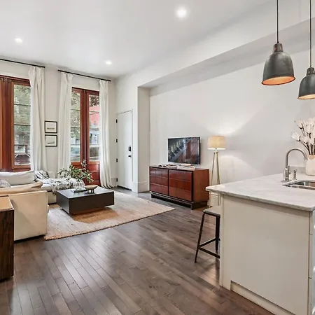 Apartment Sleek Historic In The Cbd *