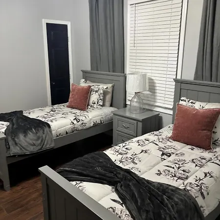 Apartment Duplex On Dixon New Orleans