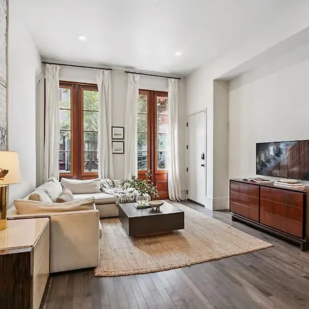 Mega 4 Near French Quarter 8br 8ba Apartment New Orleans
