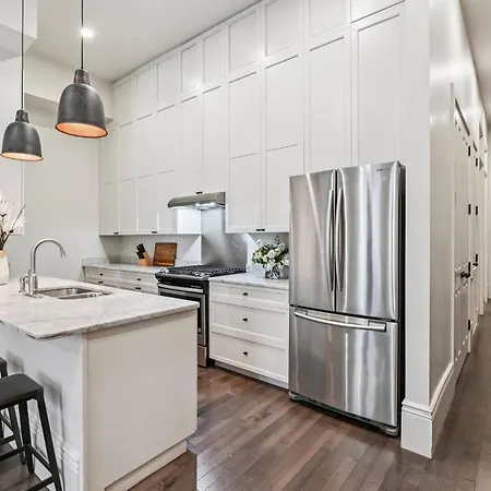 Mega 4 Near French Quarter 8br 8ba