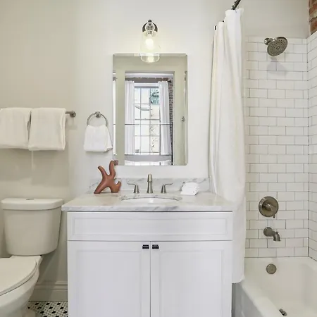 Apartment Grand 4 Combo Near French Quarter 8br 8ba New Orleans