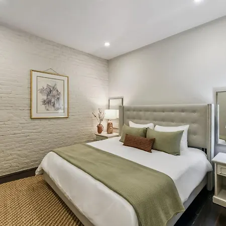 Apartment Grand 4 Combo Near French Quarter 8br 8ba *