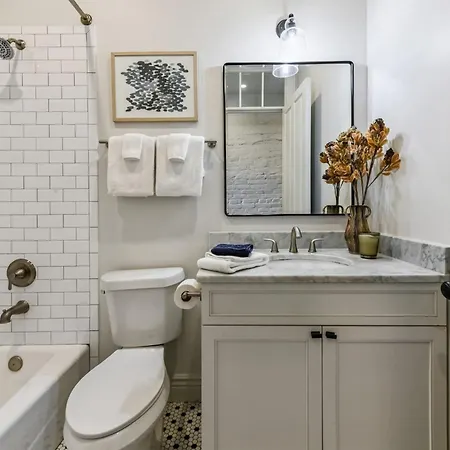 Grand 4 Combo Near French Quarter 8br 8ba *