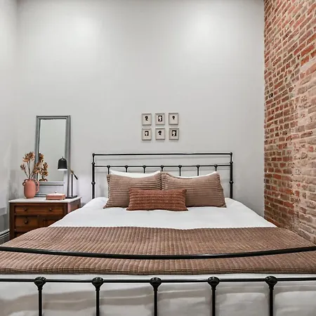 Mega 4 Near French Quarter 8br 8ba Apartment *