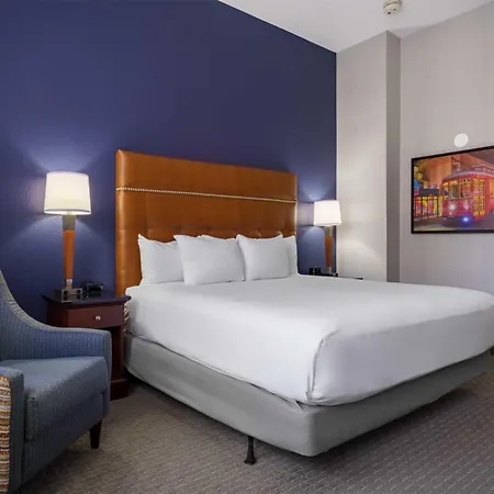 Drury Plaza 4*