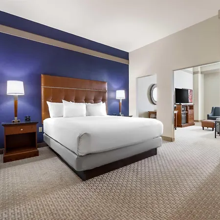 Drury Plaza Hotel