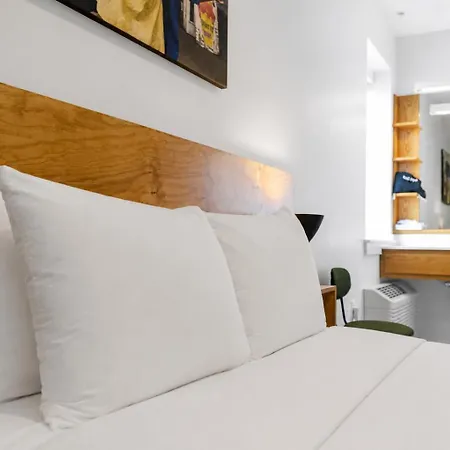 The Quisby 3* New Orleans
