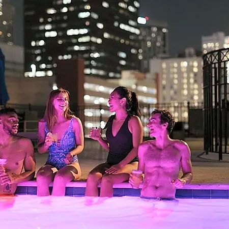Hotel Renaissance Arts Warehouse District 4*