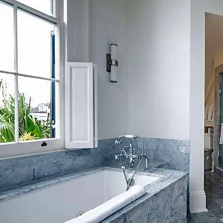 Melrose Mansion Hotel 3*