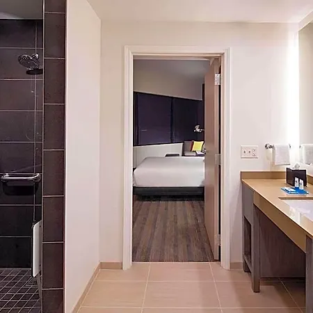Hyatt House Downtown Hotel