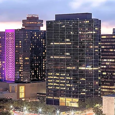 Hyatt House Downtown 3*