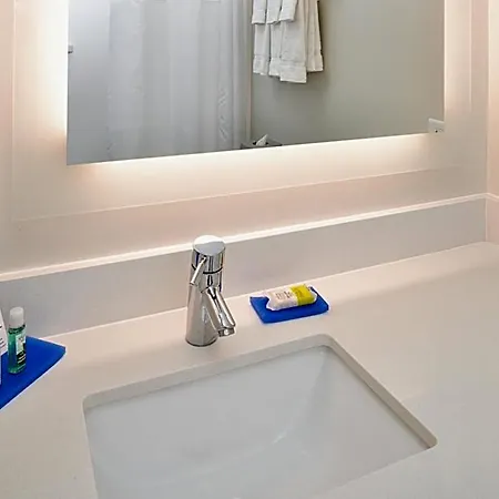 Hotel Express - Arts District By Ihg New Orleans