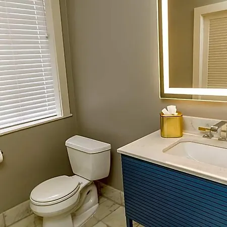 Inn On Ursulines, A French Quarter 3*