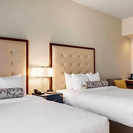 St Charles Coach House, An Ascend Collection Hotel 5*