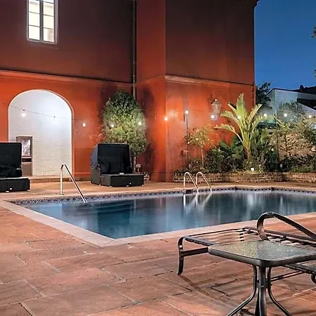 Inn Le Richelieu In The French Quarter