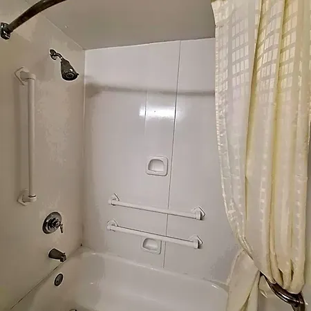 Hotel Quality I-10 East New Orleans