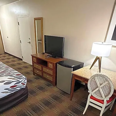 Hotel Quality I-10 East 3*