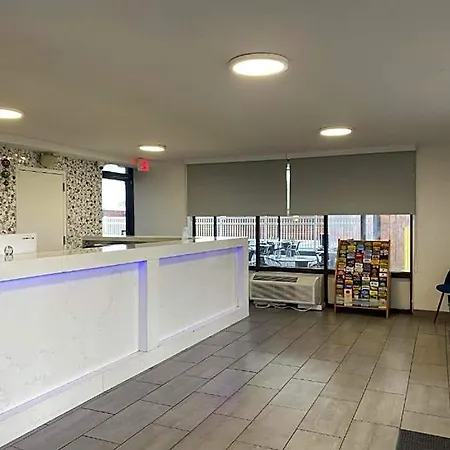 10 Extended Hotel