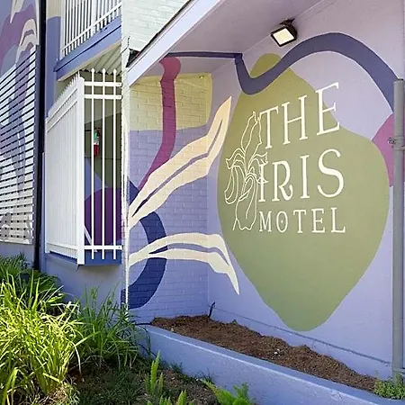 The Iris Hotel *