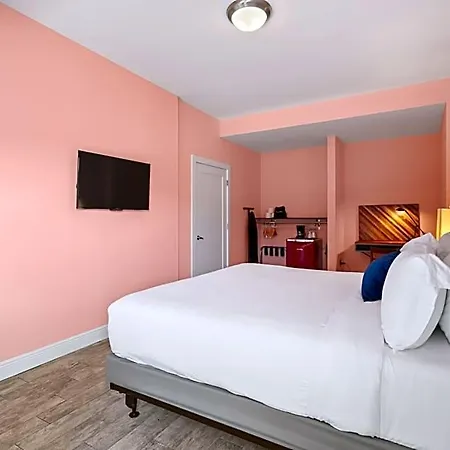 The Iris Hotel
