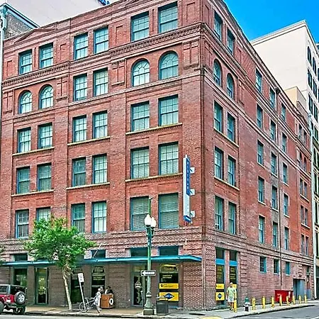 Hotel Merchant Lofts 3*