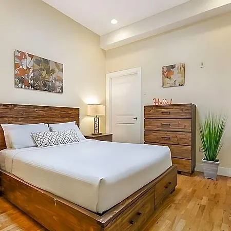 Merchant Lofts 3*