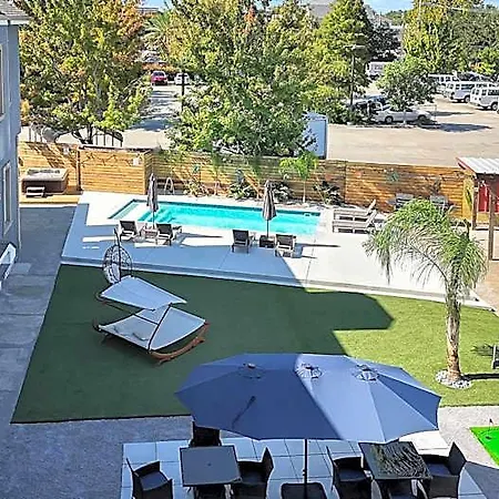 Hotel Spectacular Sleep 20 Near Fq W Pool New Orleans