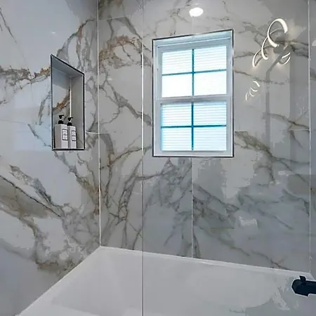 Spectacular Sleep 20 Near Fq W Pool Hotel *