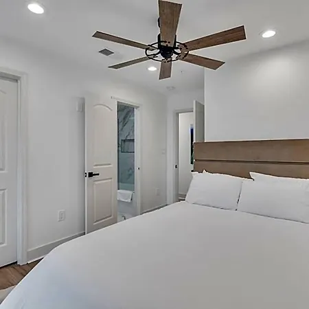 Hotel Spectacular Sleep 20 Near Fq W Pool New Orleans