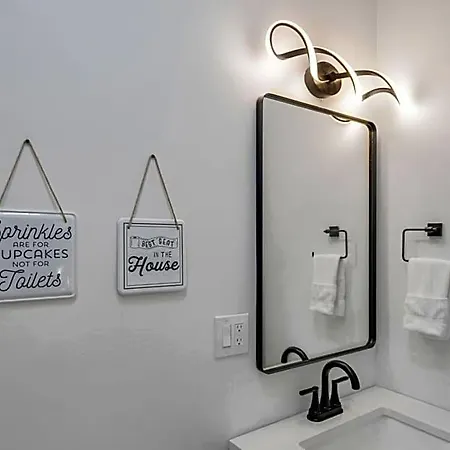Hotel Sleeps 24-spacious Near Fq W Pool *