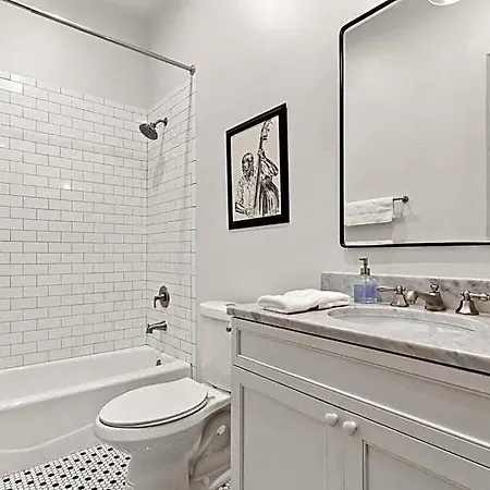 Hotel Group-friendly Nola Near Bourbon New Orleans