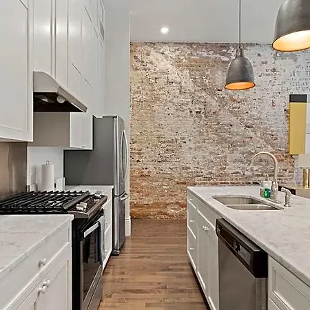 Group-friendly Nola Near Bourbon Hotel New Orleans