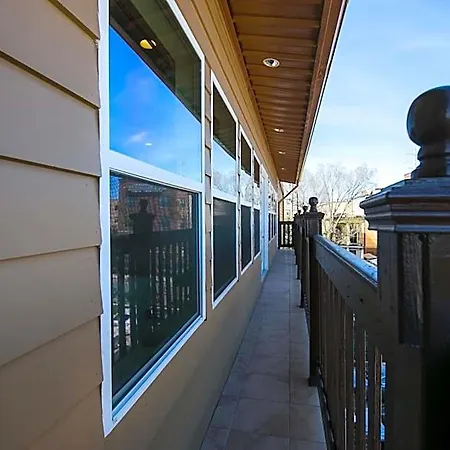 Modern, Spacious With Luxury Amenities 3*
