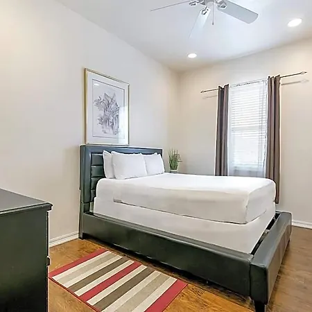 Aparthotel Modern, Spacious With Luxury Amenities 3*