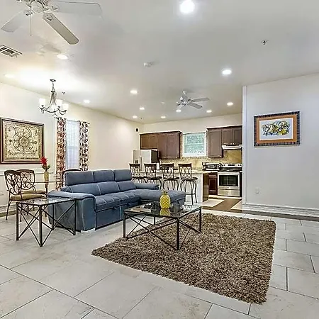 Modern, Spacious With Luxury Amenities 3*